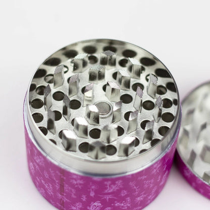 The super cute Flower Stampede 4-Layer Cannabis Grinder has powerful teeth to grind even the stickiest marijuana buds. And the bottom micro-screen, with included kief scraper, makes it easy to collect sweet, sweet kief.